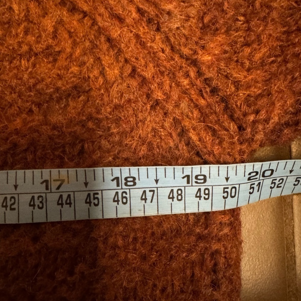 MOHAIR AND WOOL BIANCA B Italian Made V Neck Fluffy Sweater Size MED Cozy EUC - Picture 12 of 16